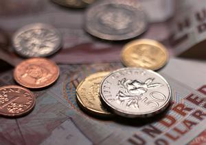 必要な情報をこちらで得て株式投資